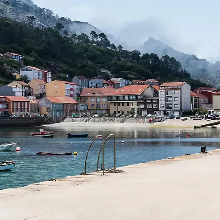 Acogedor ático A Pie De Mar Y Montaña. O Pindo