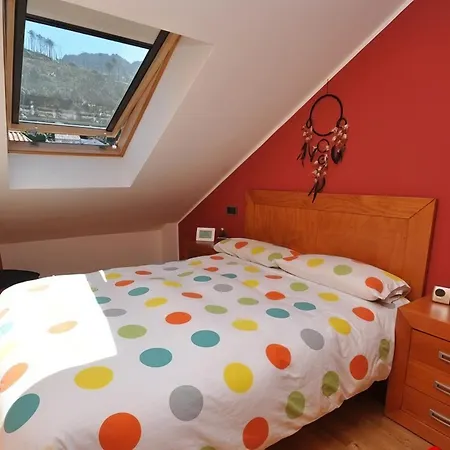 Acogedor ático A Pie De Mar Y Montaña. Apartamento *