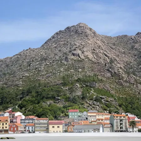 Acogedor ático A Pie De Mar Y Montaña. Apartamento *