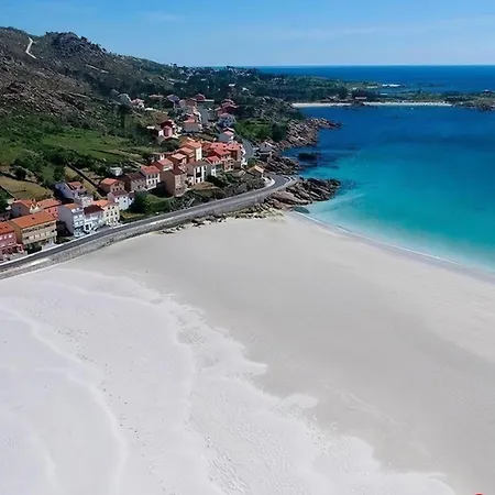 דירה Acogedor Atico A Pie De Mar Y Montana. O Pindo