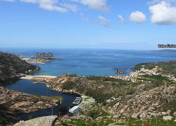 Apartment Acogedor Atico A Pie De Mar Y Montana. O Pindo